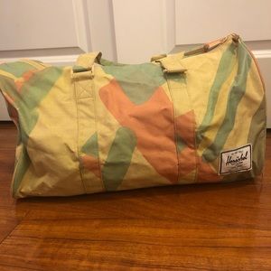 Camo Herschel duffle bag